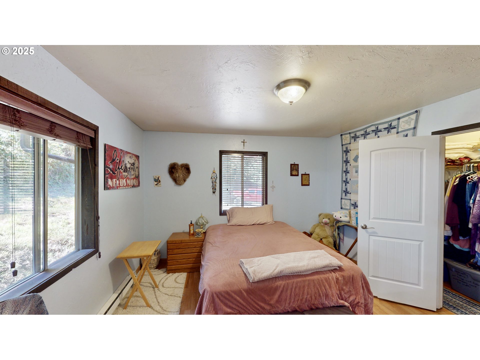 28656 Brooks Road Gold Beach, OR 97444 - Photo 33 of 43 Bedroom, Primary