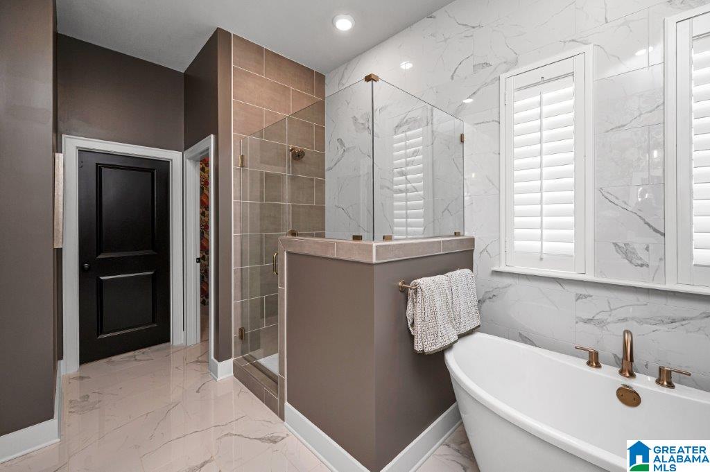 1628 Timberview Road Birmingham, AL 35244 - Photo 10 of 32