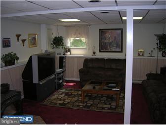 164 Rose Valley Road Pottstown, PA 19464 - Photo 2 of 6 Family Room