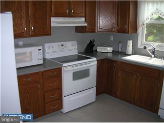 164 Rose Valley Road Pottstown, PA 19464 - Photo 5 of 6 Kitchen