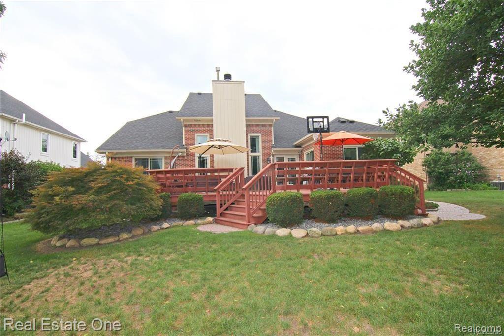 969 Maidstone Drive Rochester, MI 48307 - Photo 32 of 34 32.jpg