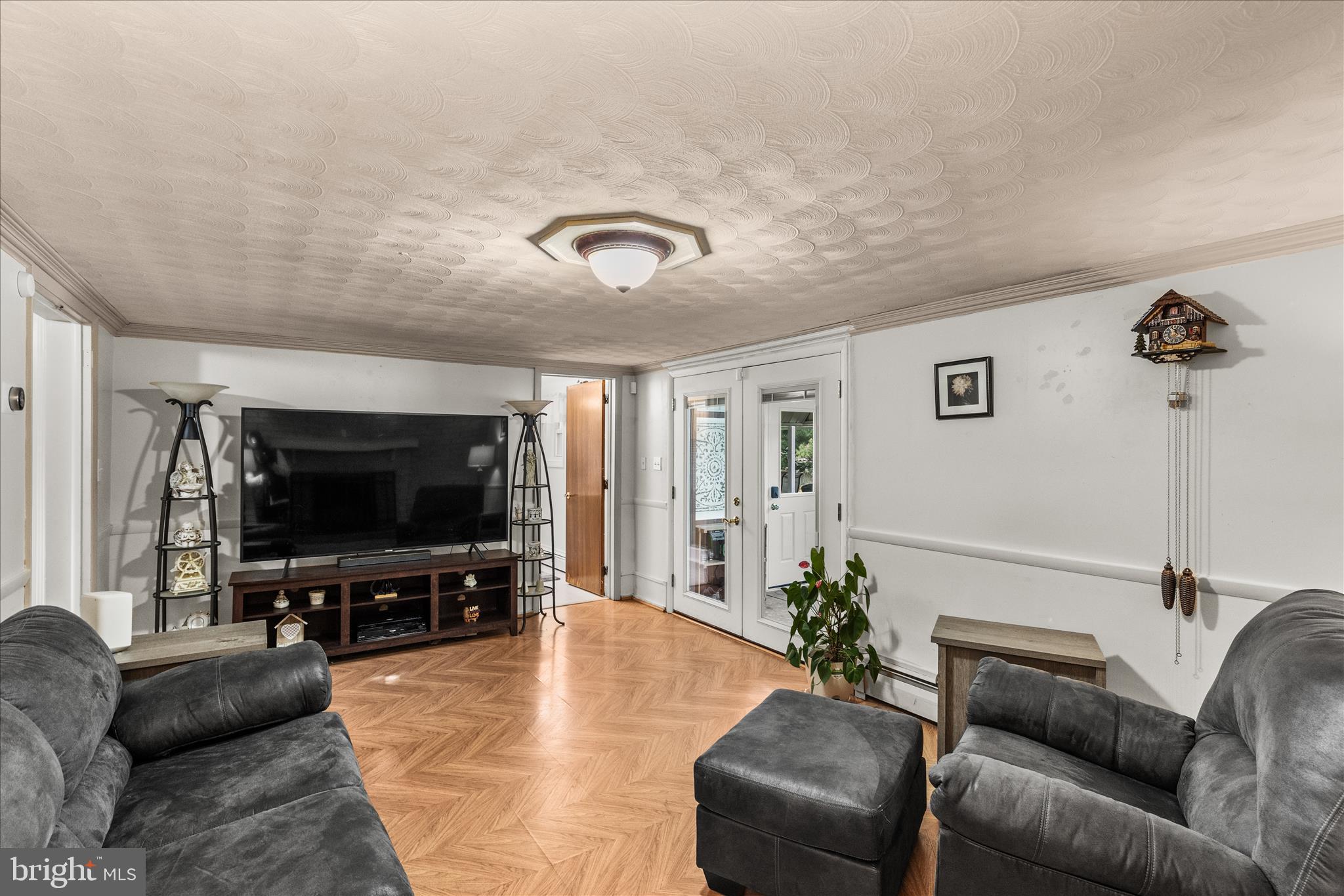 498 Maywood Road York, PA 17402 - Photo 31 of 54 Family Room