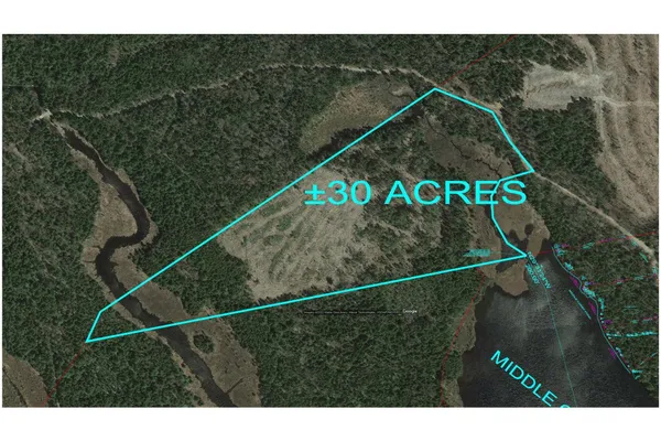 $125,000 | Ms03 L Ms03 L Middle Carry Pond Road, Caratunk, ME 04925