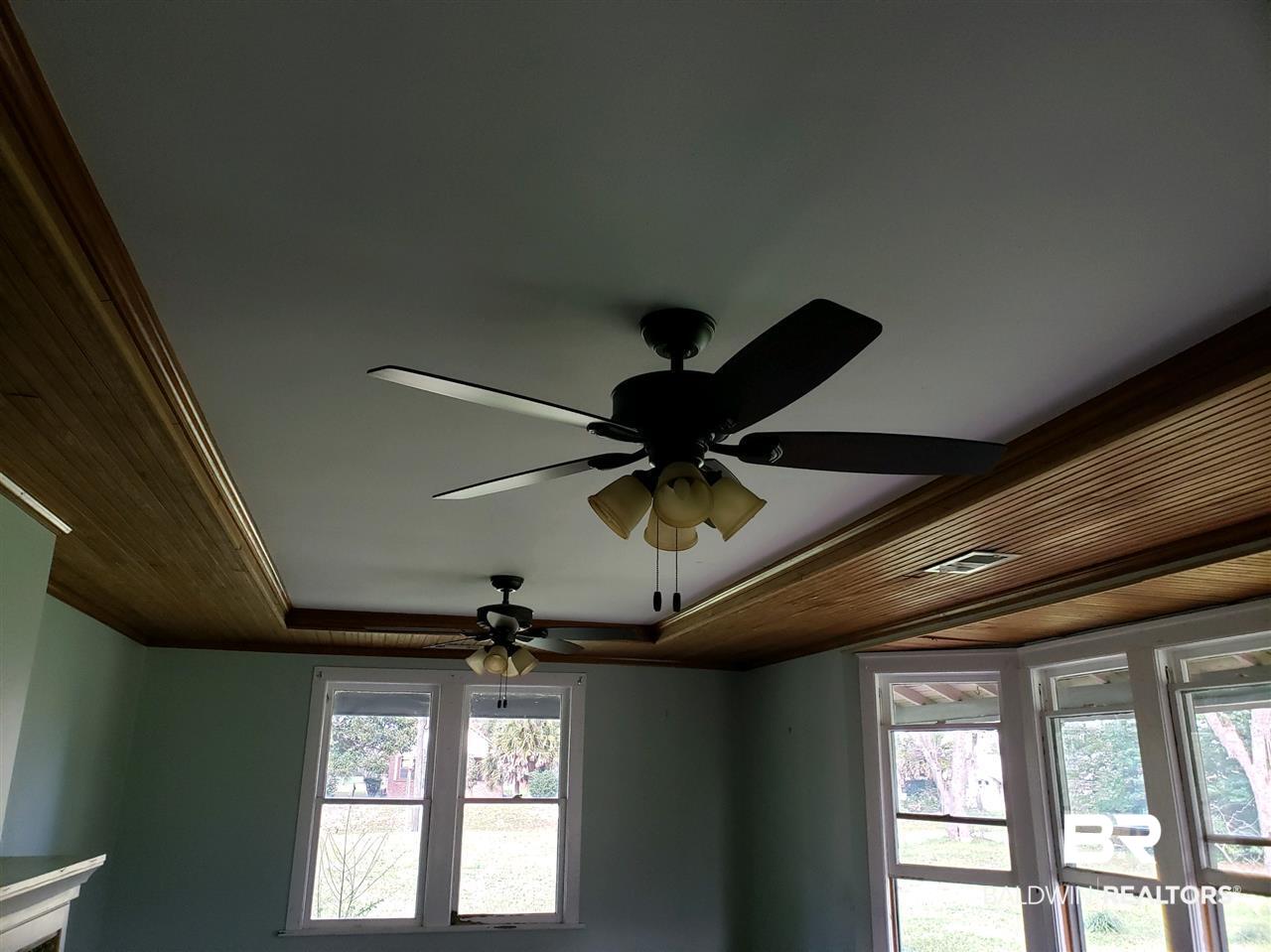 25700 Highway 98 Elberta, AL 36530 - Photo 5 of 10 Great Room Ceiling