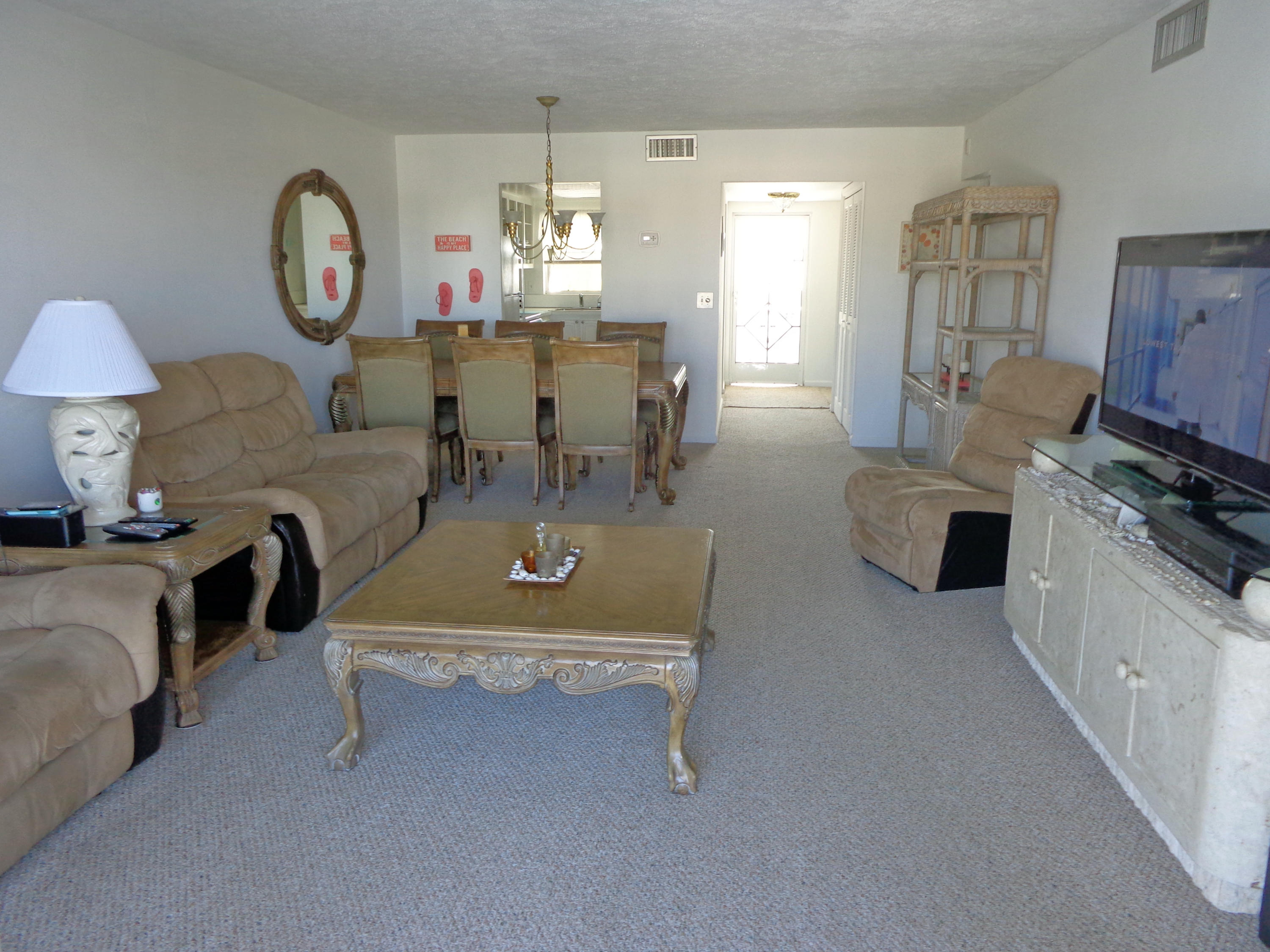 1070 Sugar Sands Boulevard, Unit 385 Riviera Beach, FL 33404 - Photo 4 of 21 Living Area