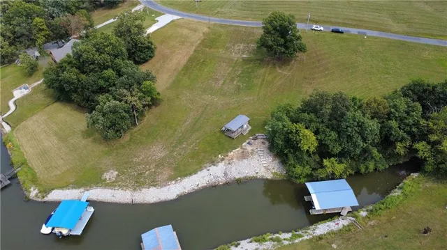 $350,000 | Lot 714-lot Lake Viking Terrace, Altamont, MO 64620