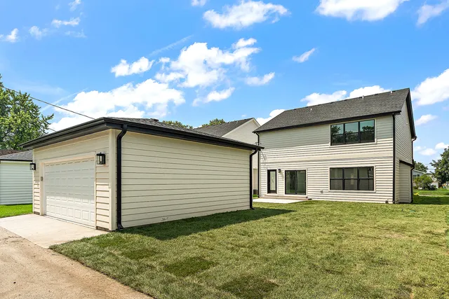 $774,900 | 1023 Walter Street, Lemont, IL 60439