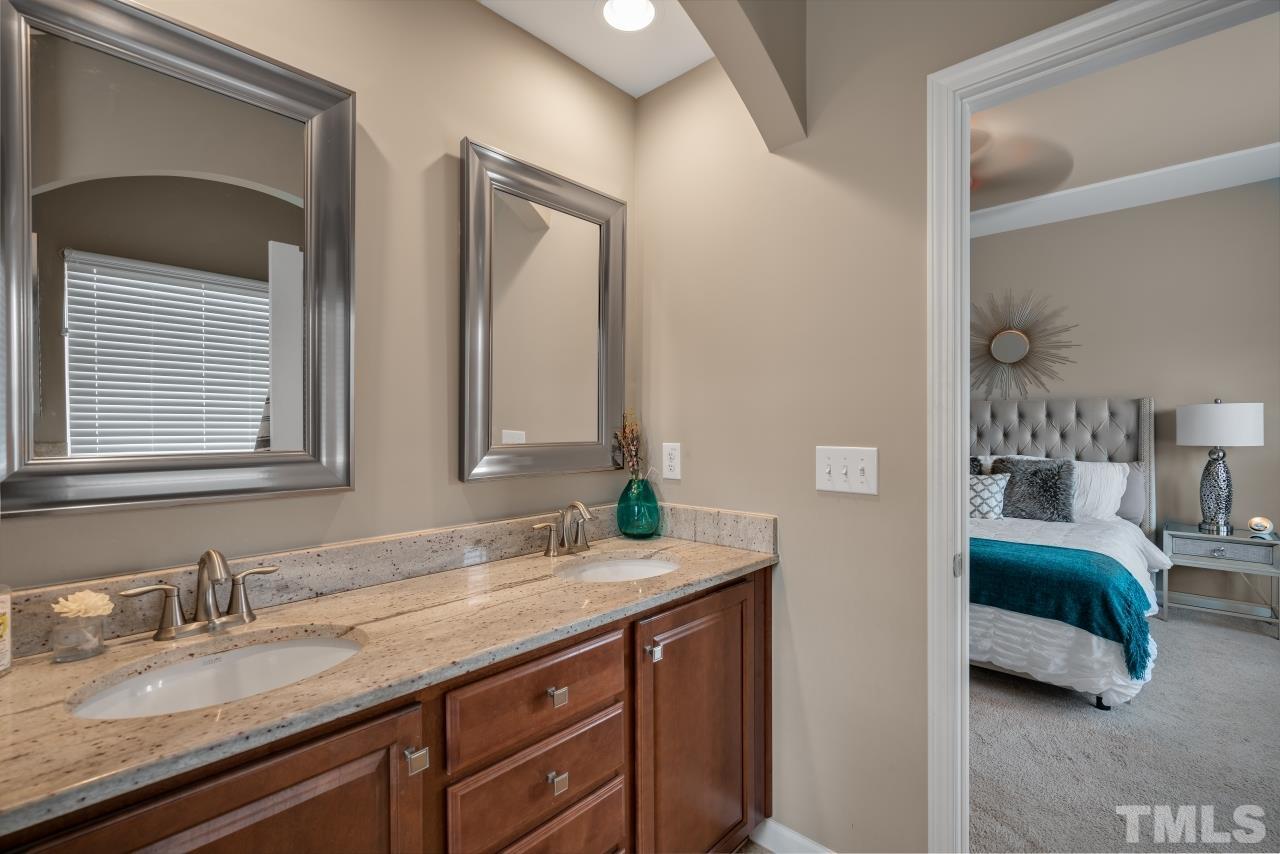 1321 Rembrandt Circle Raleigh, NC 27607 - Photo 15 of 18