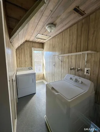 $1,750 | 91 Hill Street, Shelton, CT 06484