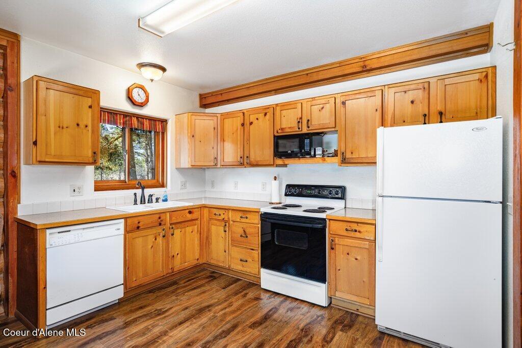 72 Hank Allen Way Blanchard, ID 83804 - Photo 13 of 43 Kitchen