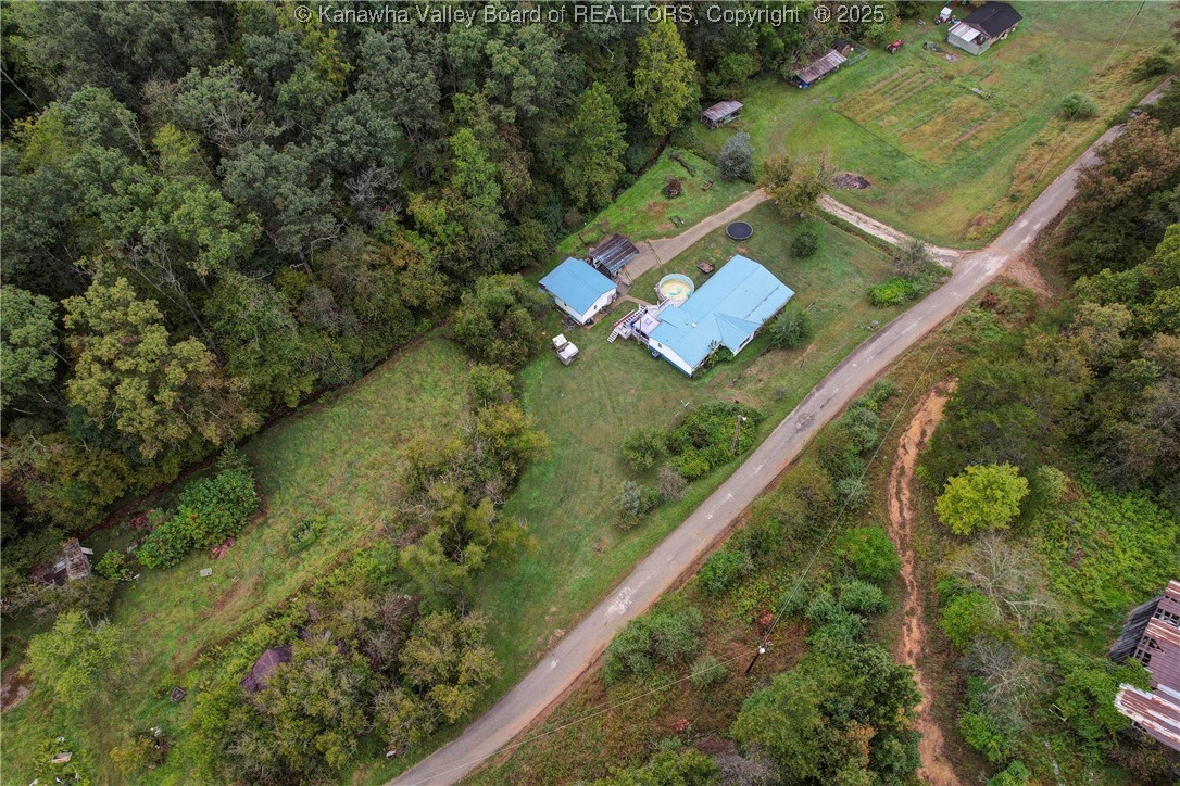 3274 Big Creek Road Hamlin, WV 25523 - Photo 25 of 27 Gallery Image 25