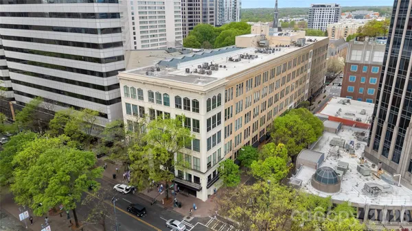$549,900 | 127 North Tryon Street, Unit 410, Charlotte, NC 28246
