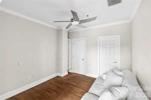 $549,900 | 127 North Tryon Street, Unit 410, Charlotte, NC 28246