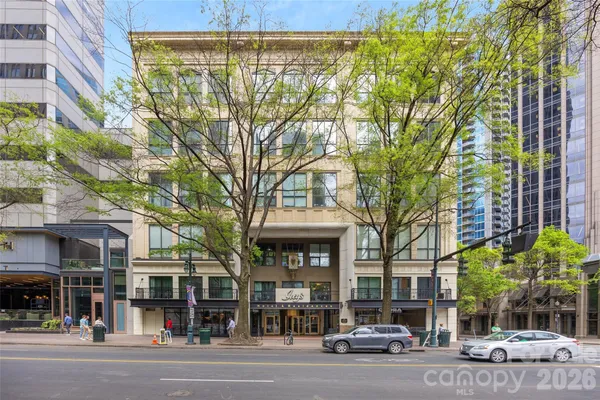 $549,900 | 127 North Tryon Street, Unit 410, Charlotte, NC 28246