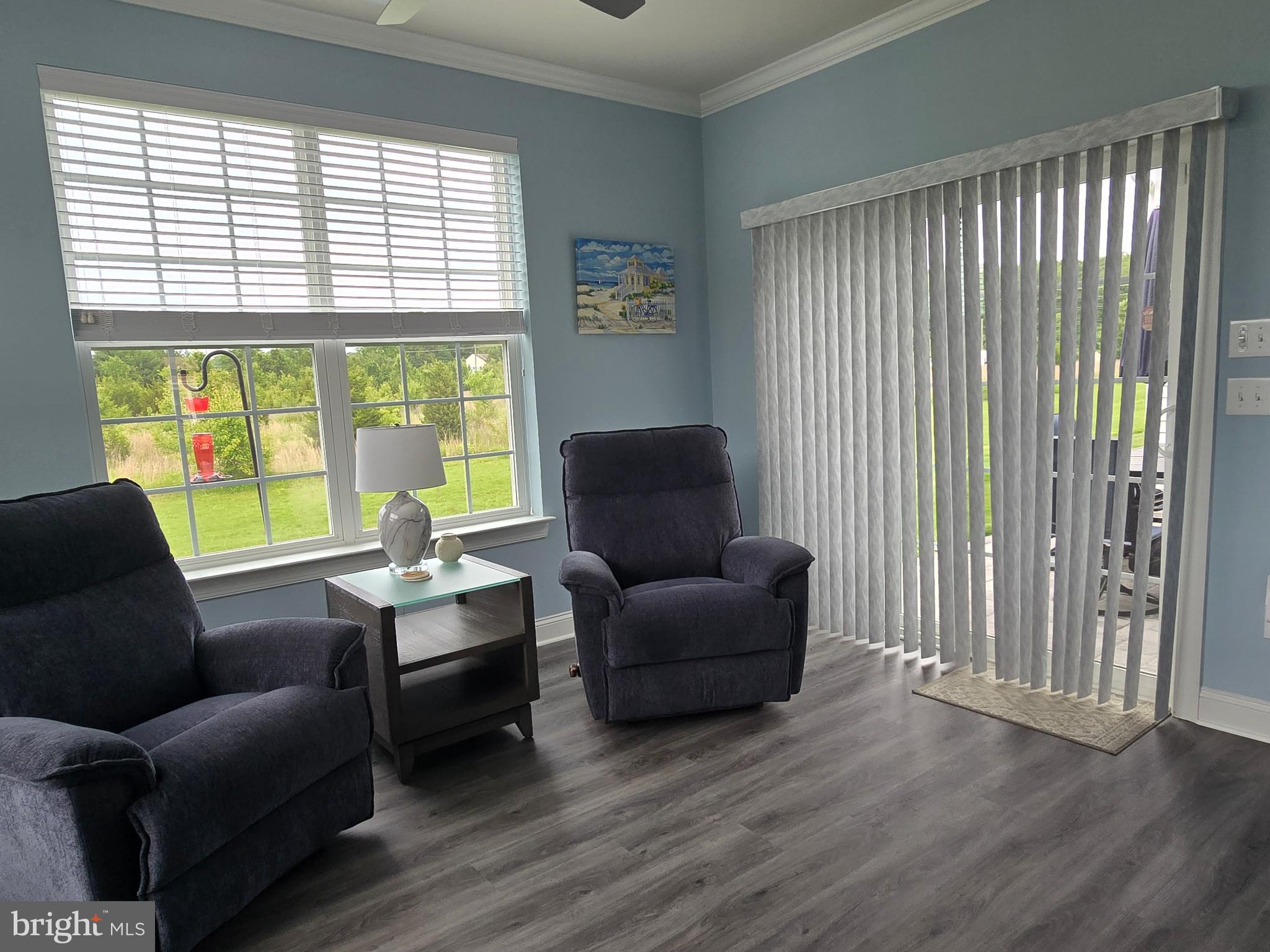 35 Queensferry Drive Williamstown, NJ 08094 - Photo 18 of 63 a living room with furniture and a window