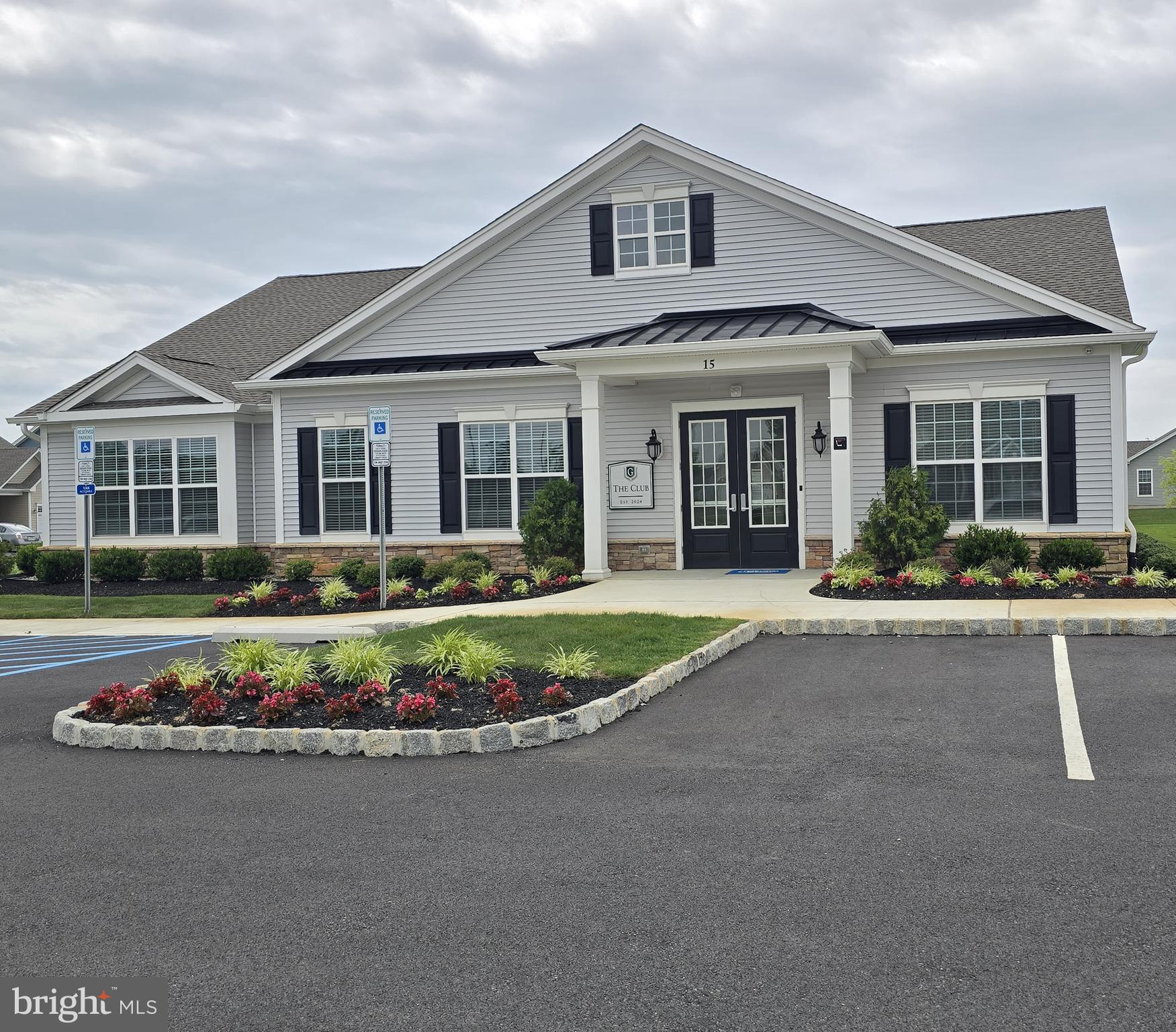 35 Queensferry Drive Williamstown, NJ 08094 - Photo 53 of 63 front view of a house with a yard