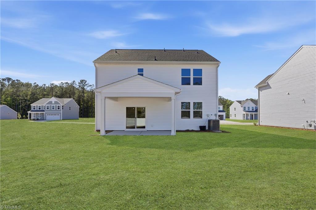 4074 Stallion Street High Point, NC 27262 - Photo 4 of 16 Gallery Image 4