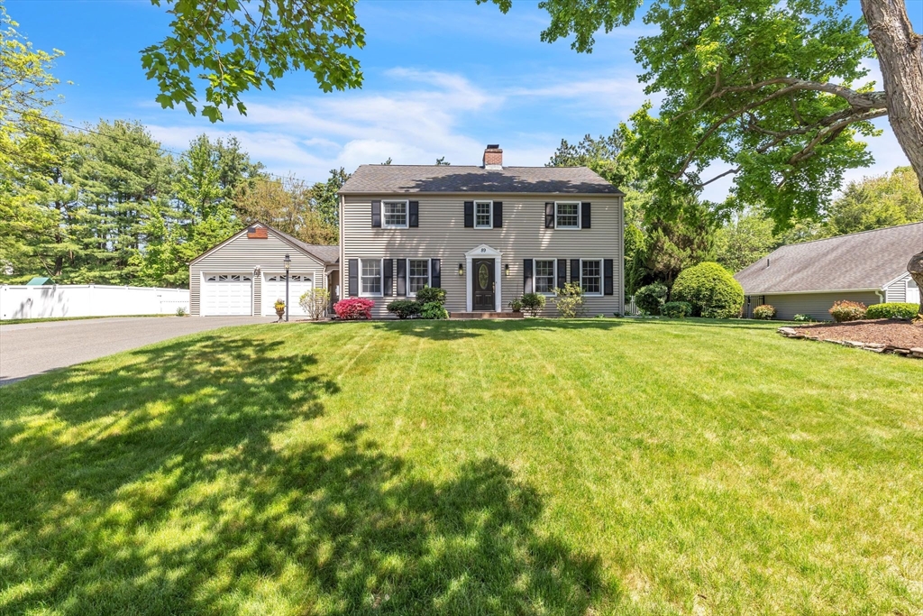 89 Burbank Road Longmeadow, MA 01106 - Photo 1 of 42 Gallery Image 1