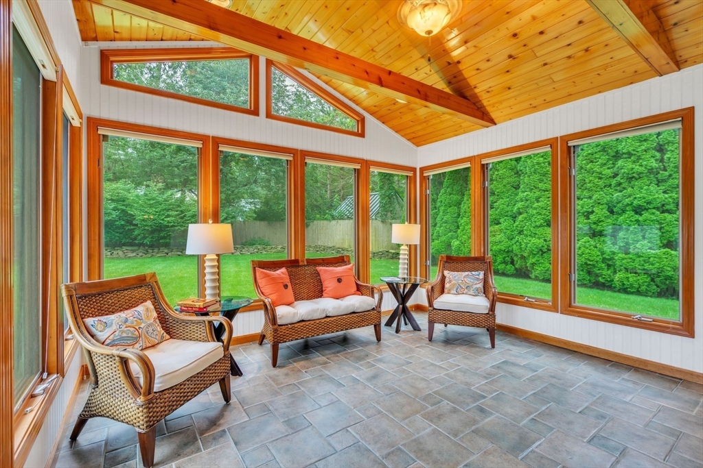 89 Burbank Road Longmeadow, MA 01106 - Photo 15 of 42 Gallery Image 15