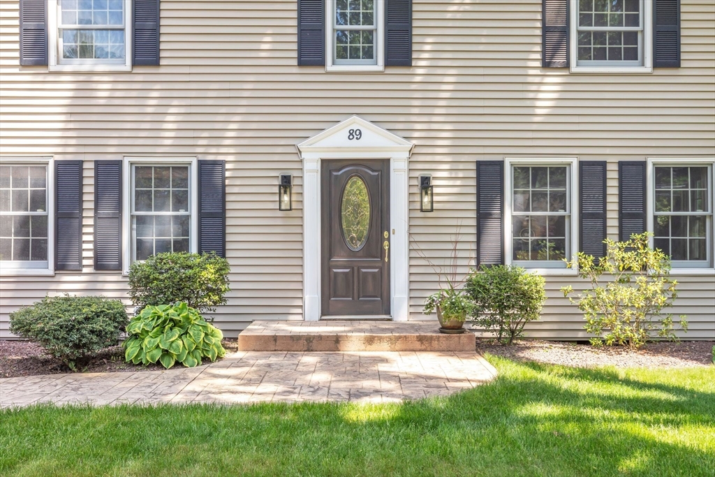 89 Burbank Road Longmeadow, MA 01106 - Photo 2 of 42 Gallery Image 2