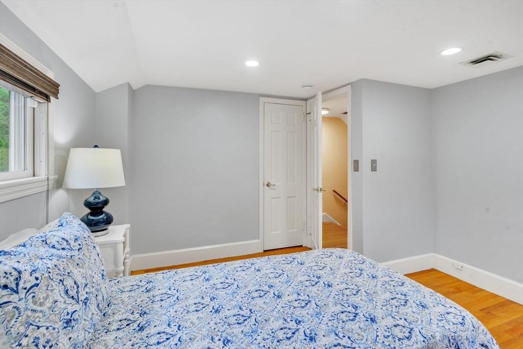89 Burbank Road Longmeadow, MA 01106 - Photo 36 of 42 Gallery Image 36