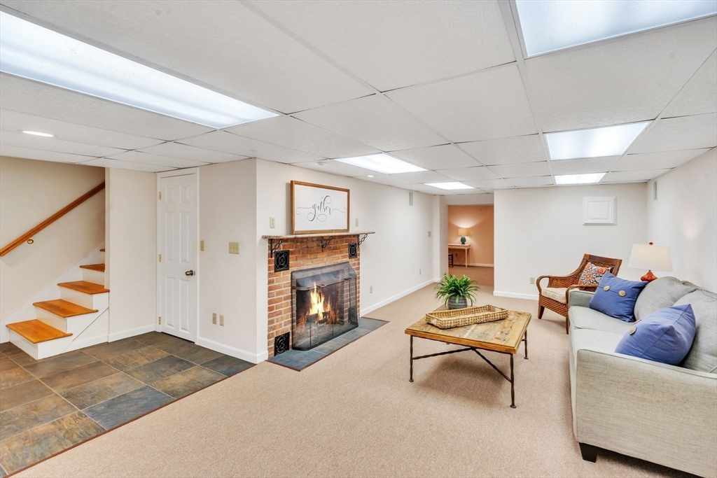 89 Burbank Road Longmeadow, MA 01106 - Photo 38 of 42 Gallery Image 38