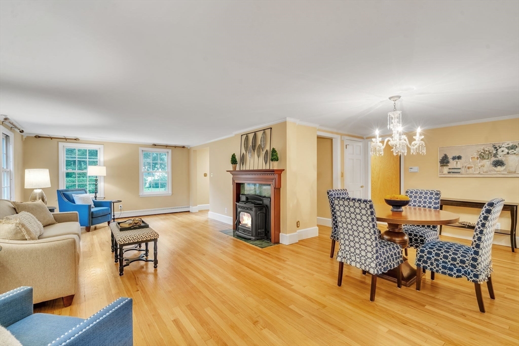 89 Burbank Road Longmeadow, MA 01106 - Photo 10 of 42 Gallery Image 10