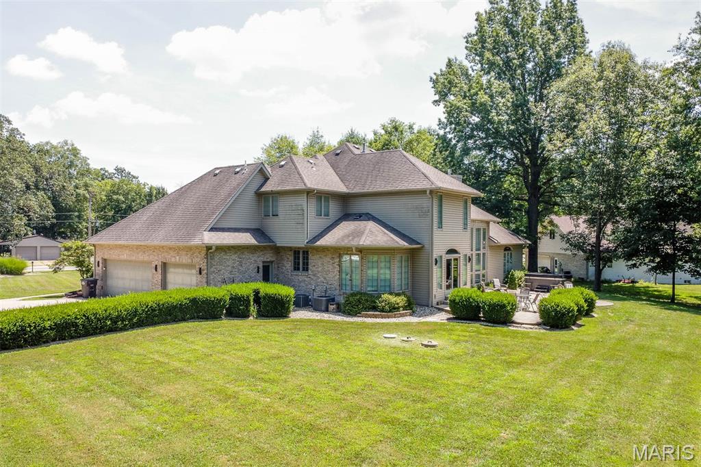 1949 Klaus-Geiger Road Highland, IL 62249 - Photo 5 of 55