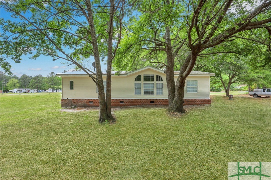 502 Red Bird Drive Springfield, GA 31329 - Photo 4 of 32