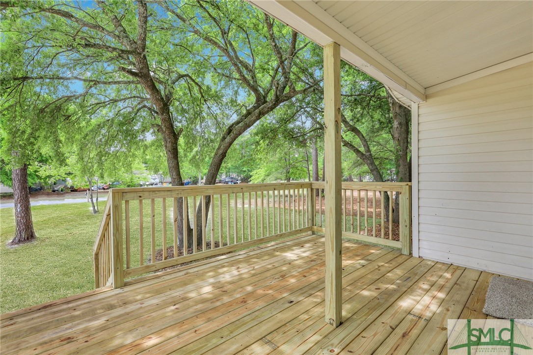 502 Red Bird Drive Springfield, GA 31329 - Photo 7 of 32