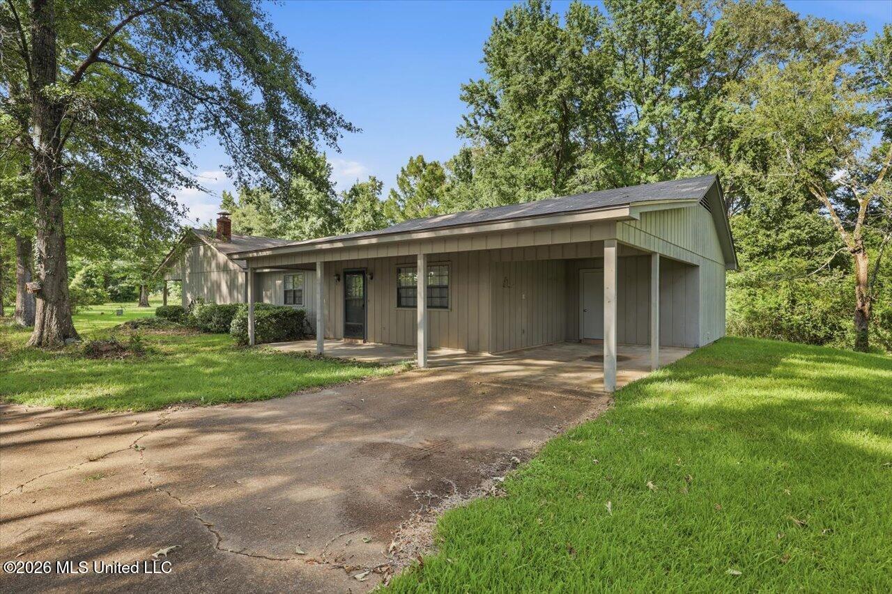 1031 Thigpen Road Raymond, MS 39154 - Photo 6 of 56 05-1031 Thigpen Rd _ Hometoursms.com