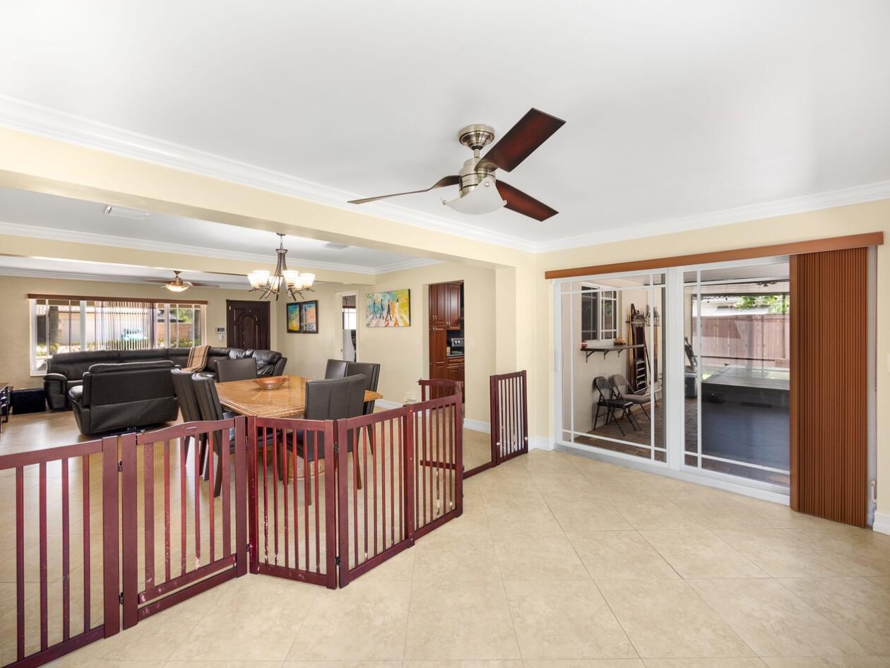 355 Northeast 24th Street Boca Raton, FL 33431 - Photo 3 of 15