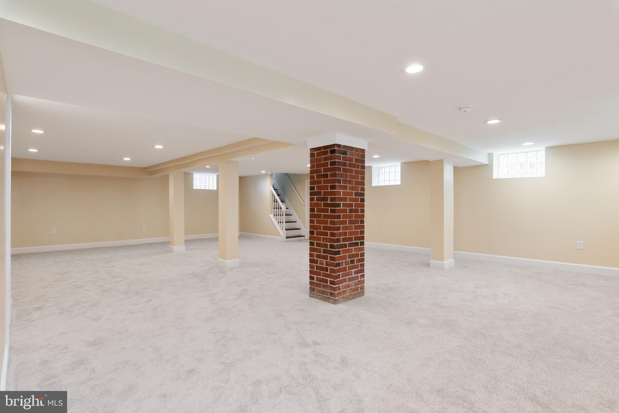 242 Dale Road Pasadena, MD 21122 - Photo 11 of 30 Gallery Image 11