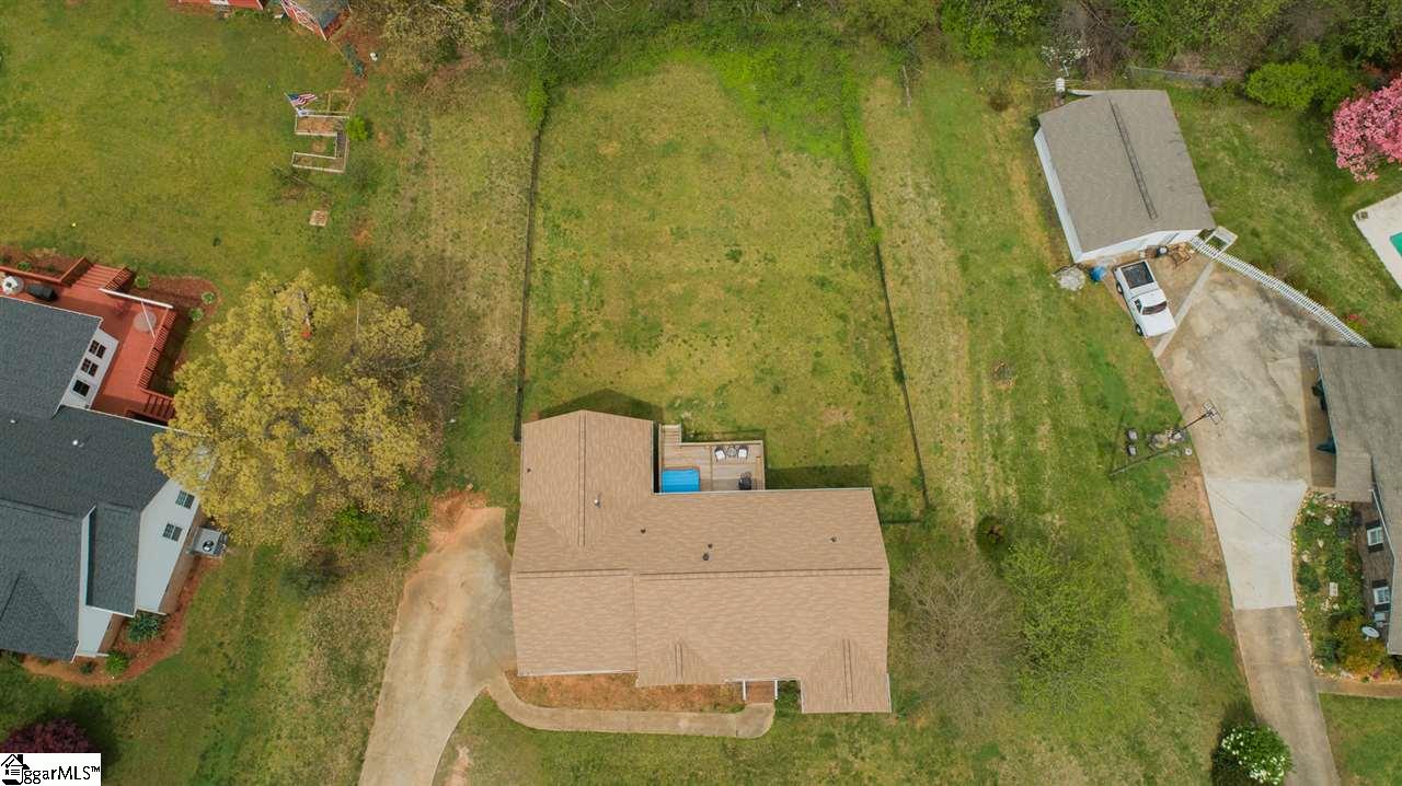 354 Taylor Road Greer, SC 29651 - Photo 5 of 27