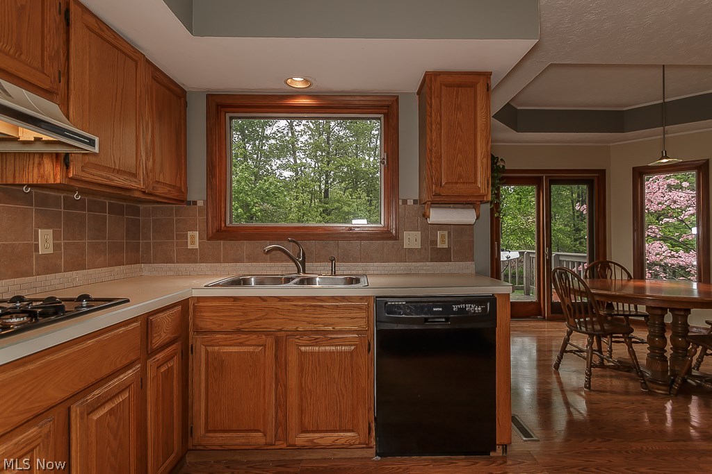 339 Longspur Road Highland Heights, OH 44143 - Photo 18 of 34