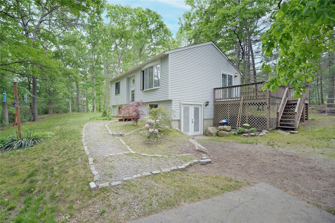 22 Pine Shadows Drive Richmond, RI 02832 - Photo 2 of 11