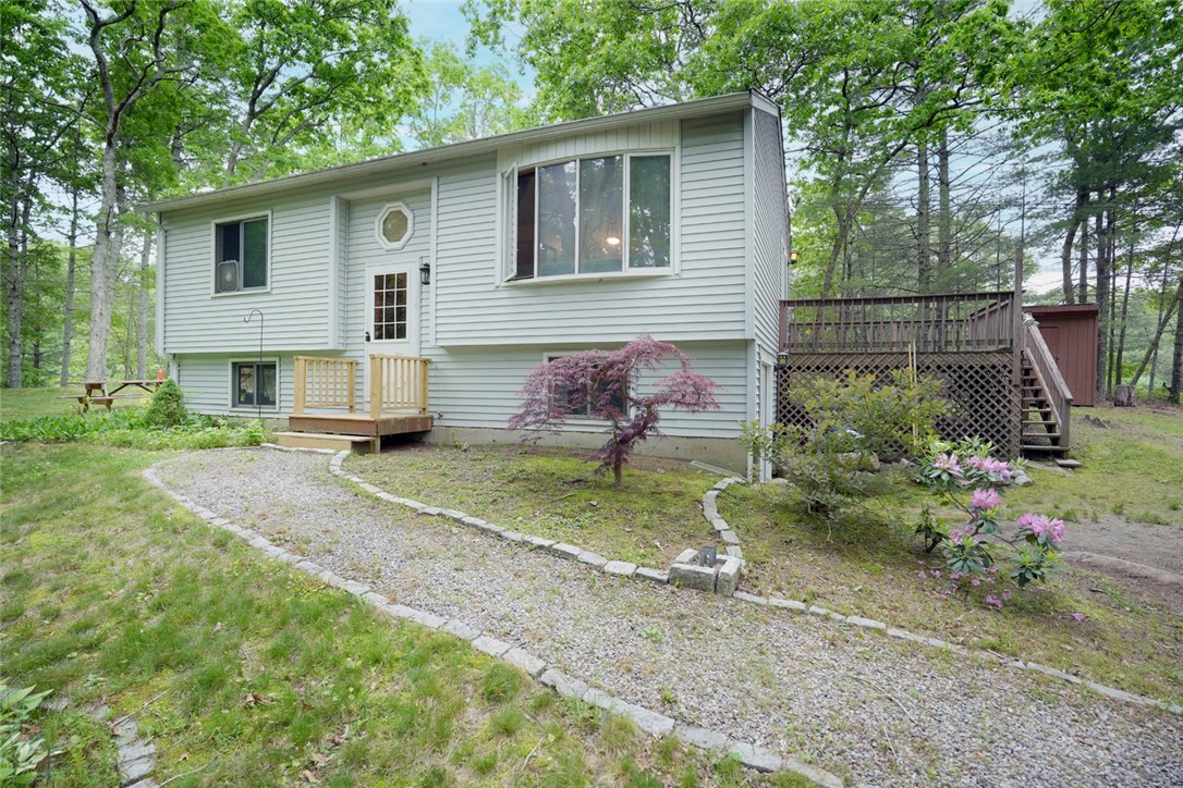 22 Pine Shadows Drive Richmond, RI 02832 - Photo 4 of 11