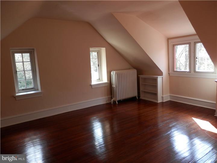 11 Llanberris Road Bala Cynwyd, PA 19004 - Photo 22 of 25 Bedroom 5