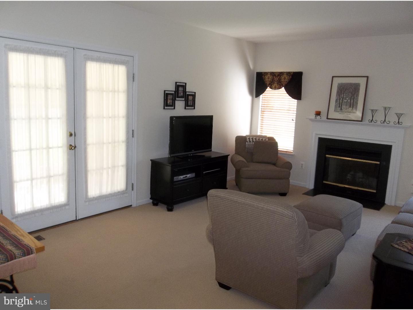7 Spring Mill Court Sewell, NJ 08080 - Photo 6 of 25 Family Room