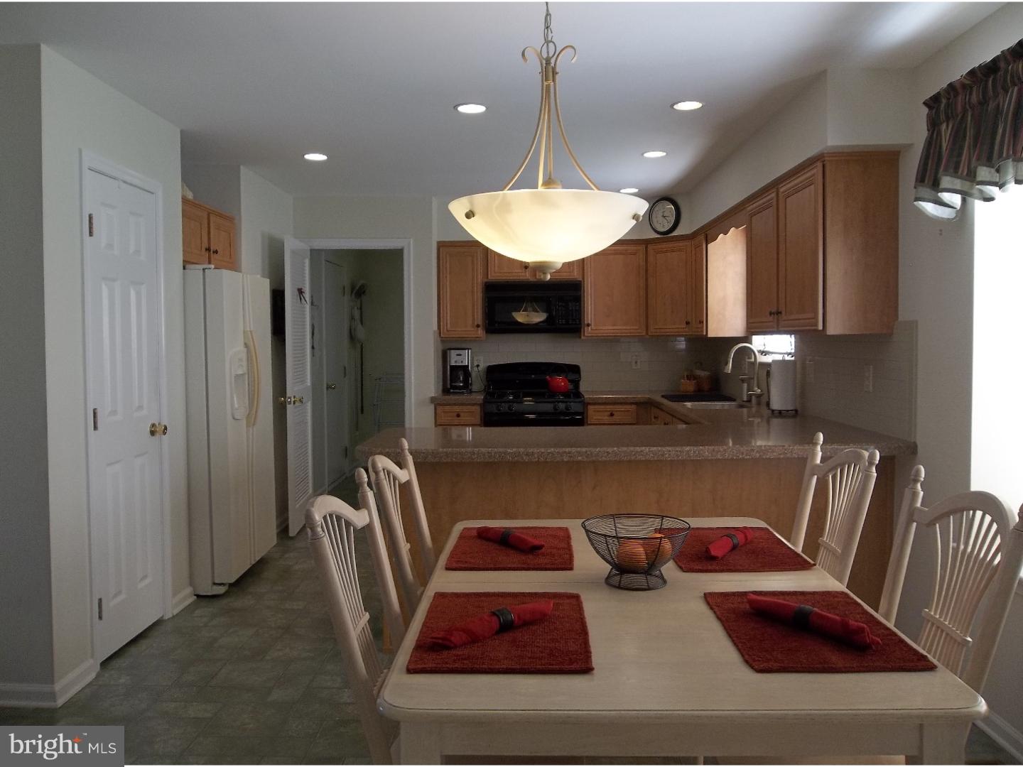 7 Spring Mill Court Sewell, NJ 08080 - Photo 9 of 25 Kitchen