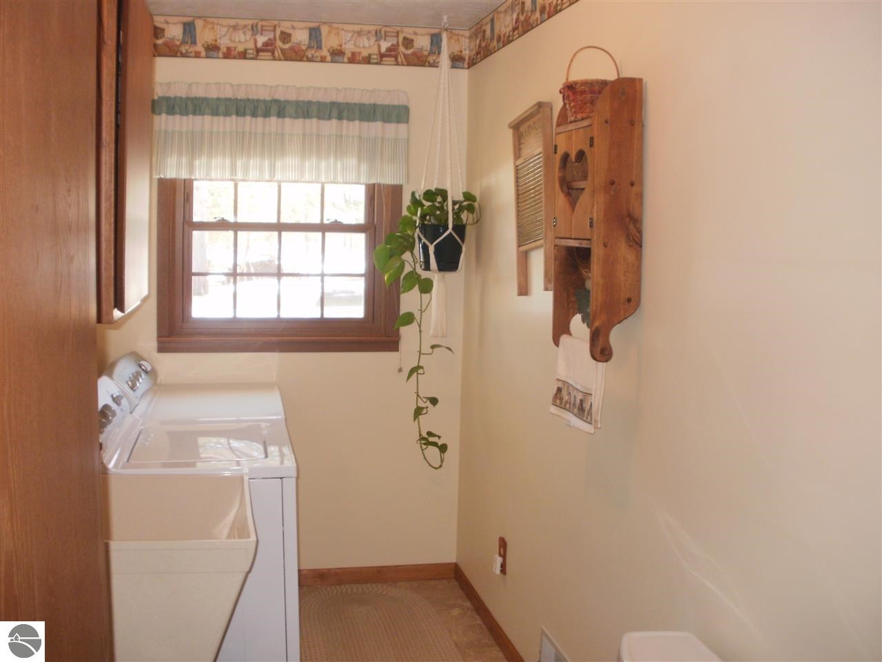 4106 Benson Road Cadillac, MI 49601 - Photo 9 of 23 1796308-8.JPG
