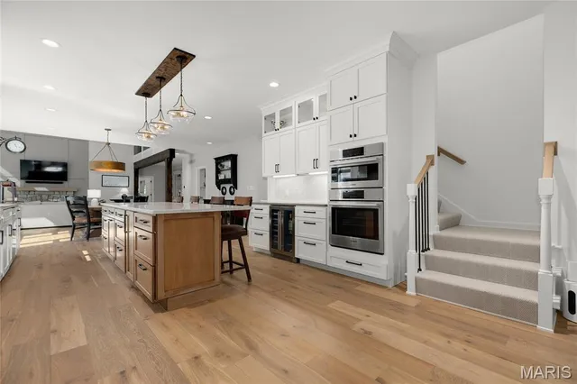 $1,194,000 | 1512 St James Pl Court, Wildwood, MO 63038