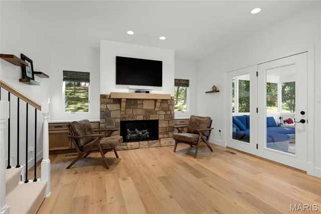 $1,194,000 | 1512 St James Pl Court, Wildwood, MO 63038