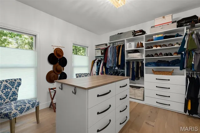 $1,194,000 | 1512 St James Pl Court, Wildwood, MO 63038