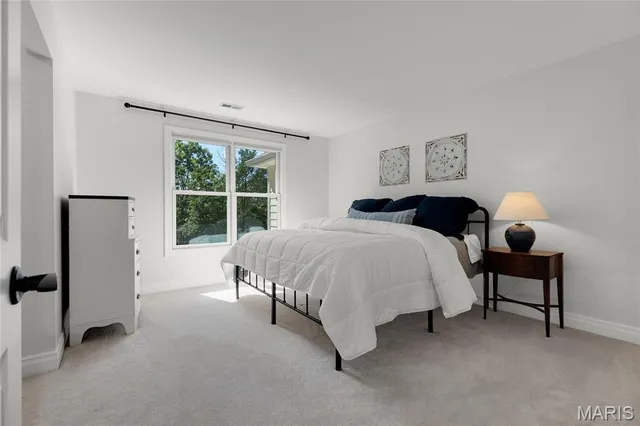 $1,194,000 | 1512 St James Pl Court, Wildwood, MO 63038