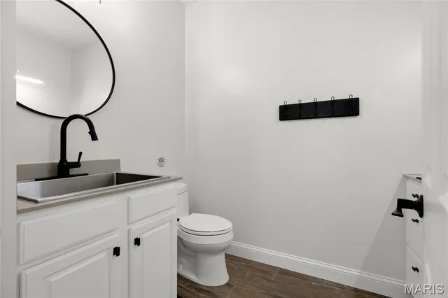 $1,194,000 | 1512 St James Pl Court, Wildwood, MO 63038