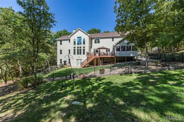 $1,194,000 | 1512 St James Pl Court, Wildwood, MO 63038