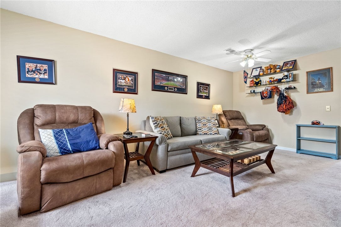 1761 Wire Road, Unit 1011 Auburn, AL 36832 - Photo 4 of 12 Gallery Image 4