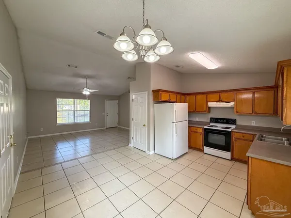 $1,595 | 4167 Bell Lane, Pace, FL 32571