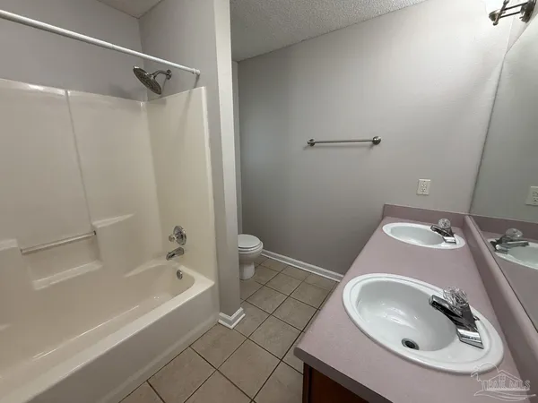 $1,595 | 4167 Bell Lane, Pace, FL 32571
